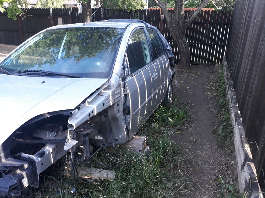 Uși ford Fiesta An 2007 Stînga Dreapta Fată Spate