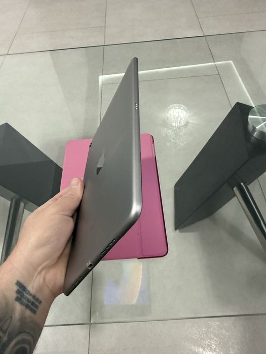 Apple iPad Pro 9,7” silver 256GB CELLULAR • IMPECABILA •