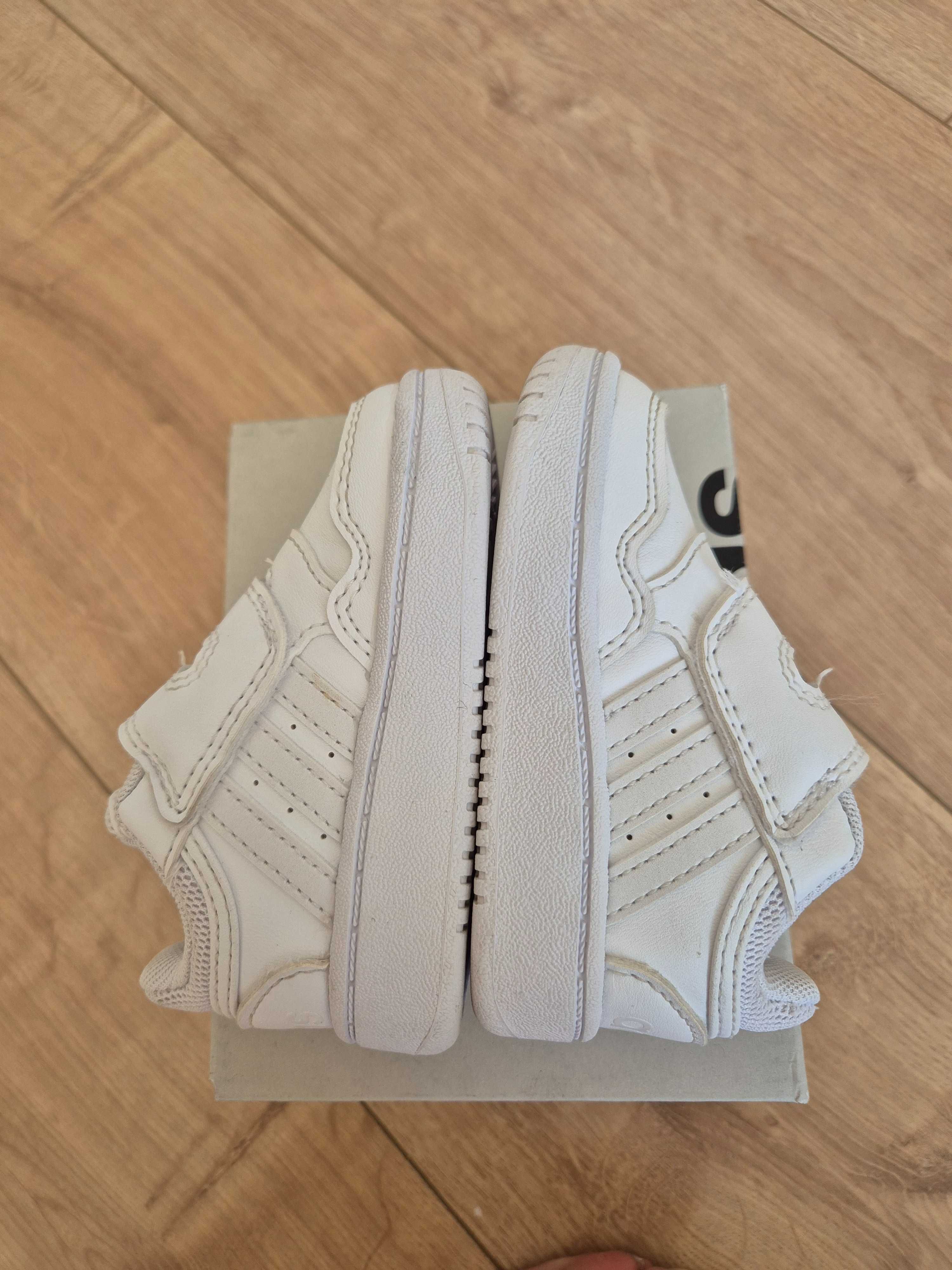 Бебешки маратонки Adidas