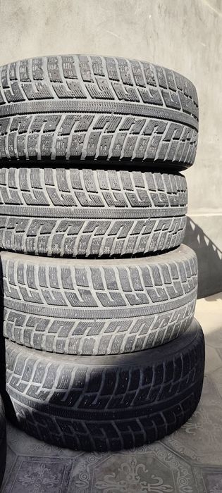 KUMHO qishki shinalar 225/50R17