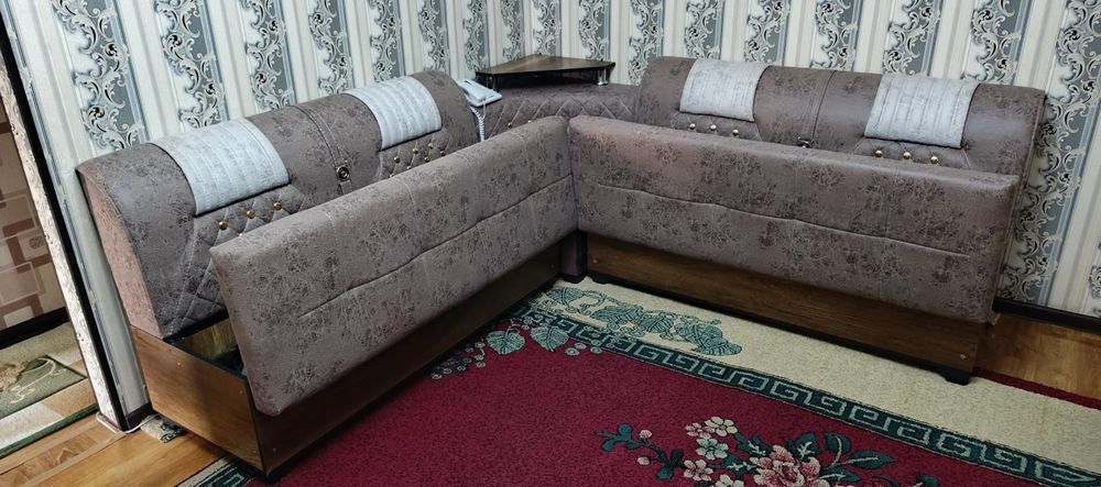 Продаётся мягкий уголок