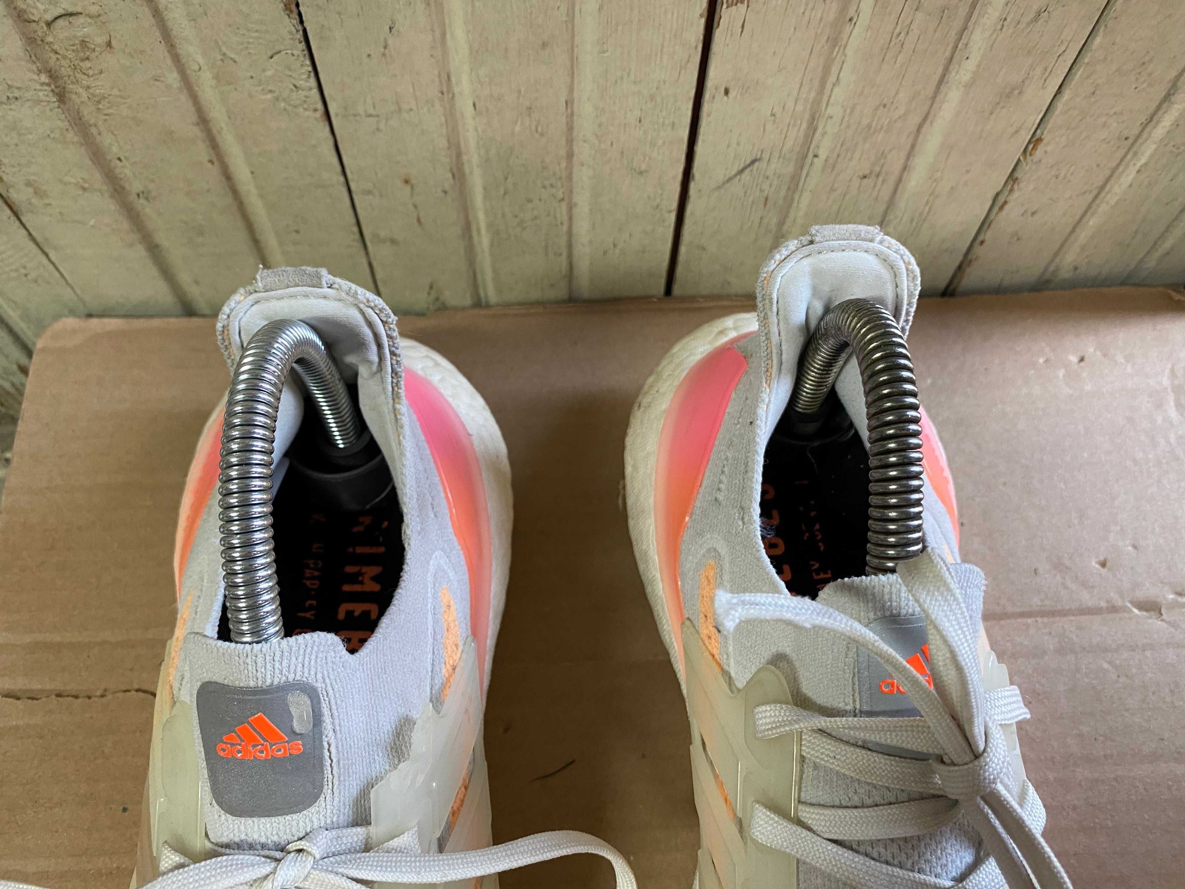 ''Adidas Ultraboost 21''оригинални маратонки 38 номер