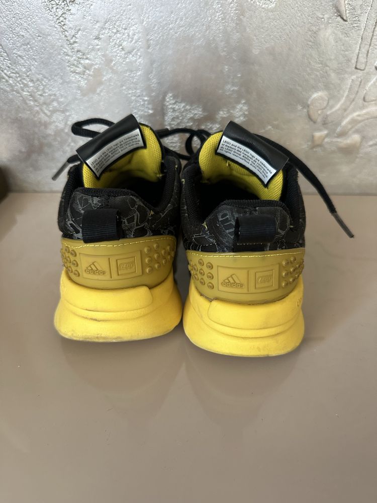 Детски сникърси Adidas Lego