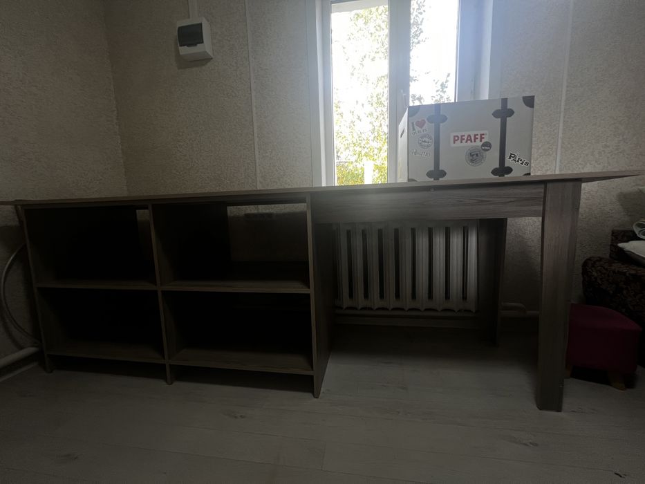 Стол швейный