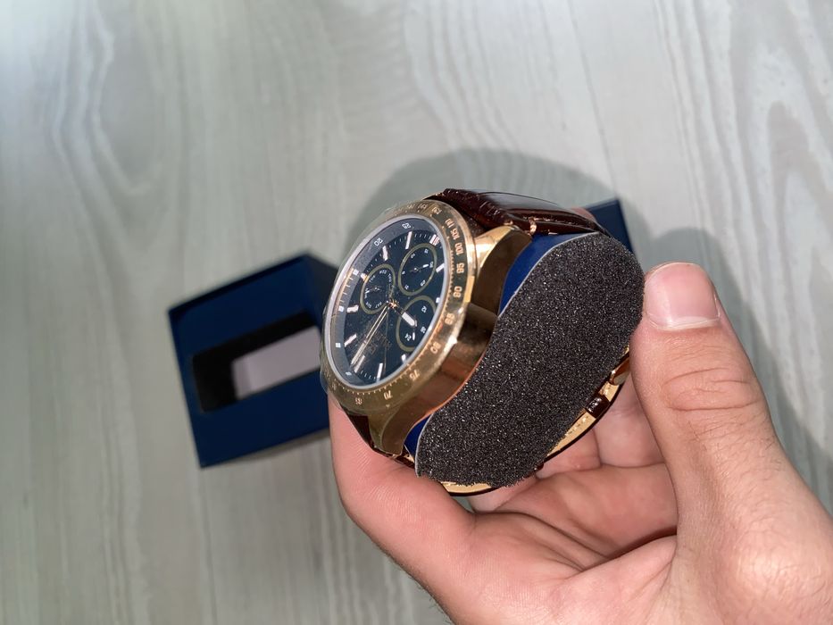 Часовник Tommy Hilfiger