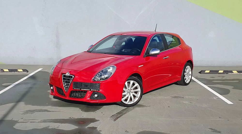 Alfa Romeo Giulietta 1.4 TB 170 Cp, Automata, Navi, Scaune incalzite, PDC