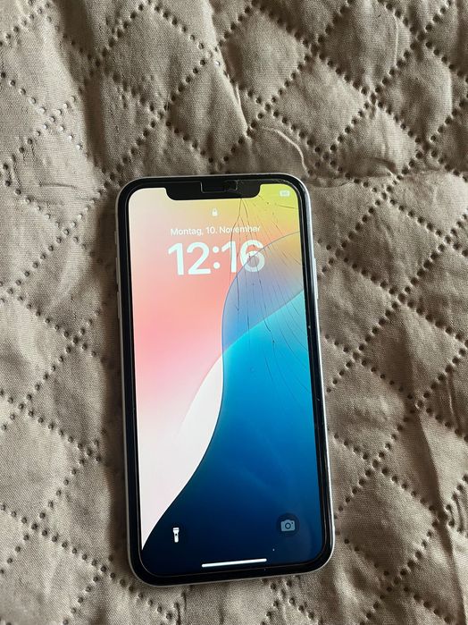 Apple iPhone XR 64GB