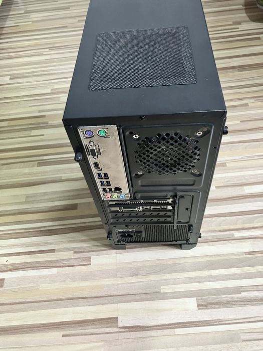 Геймърски компютър – RX 580 / i3 10100F / 16GB RAM / NVMe SSD