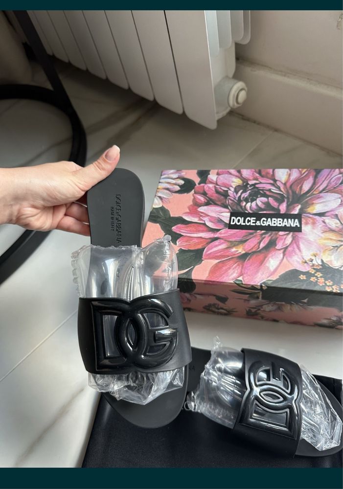 Чехли за плаж ,dolce gabana