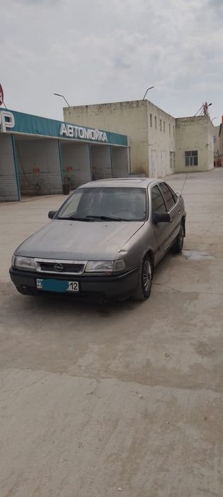 Опель вектра 1.8л Газ бензин