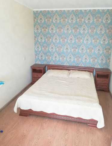 Дава се под наем Тристаен апартамент в Бургас, Възраждане - 80 кв.м за 331.5 € - Снимка #1