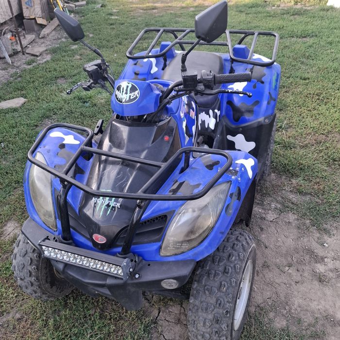 Vând atv KYMCO motor 250