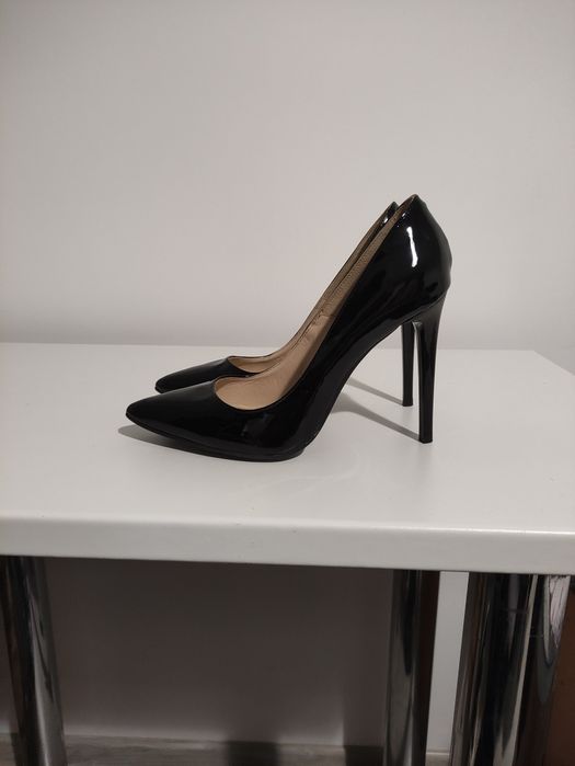 Pantofi stiletto negri