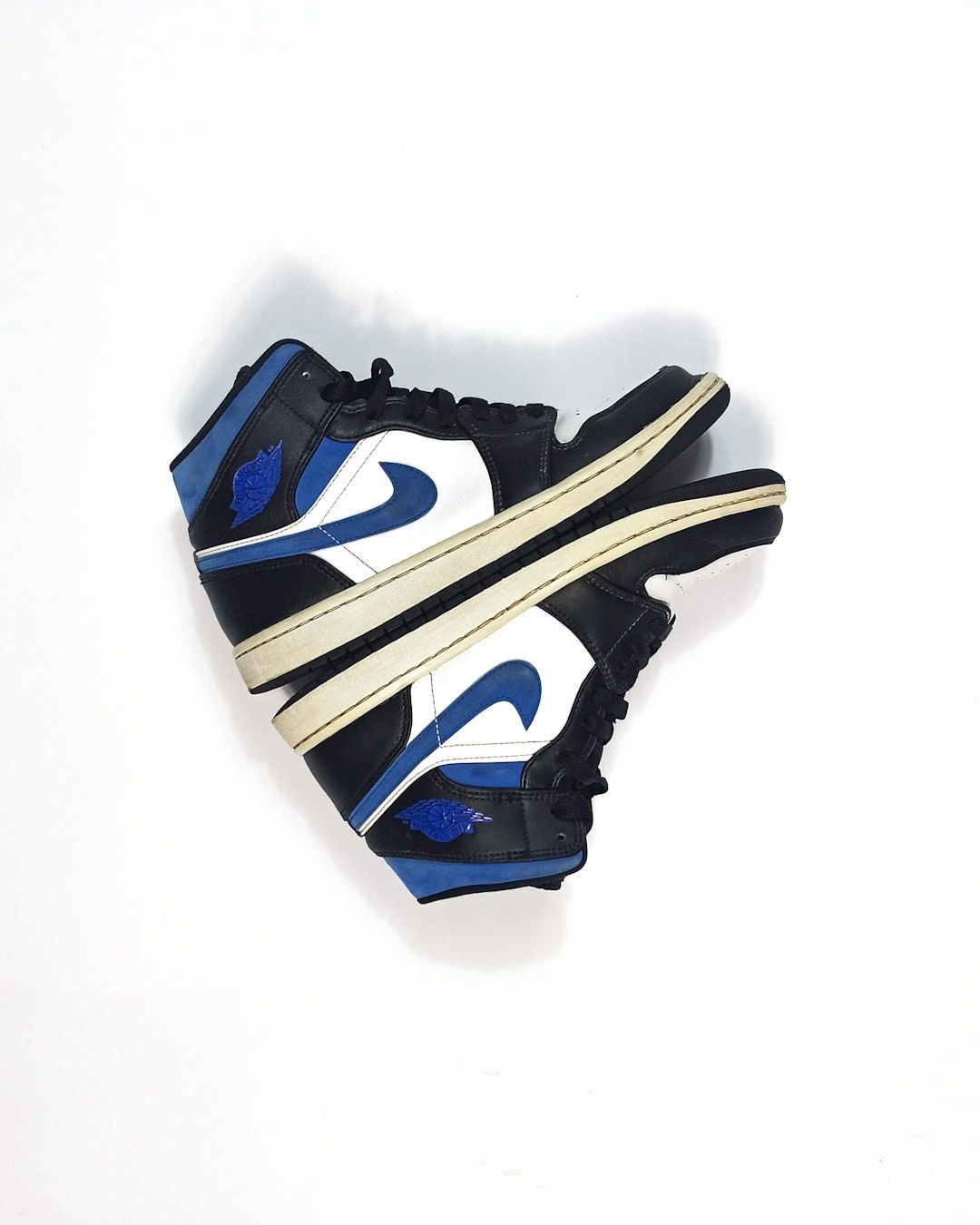 Air Jordan 1 MID