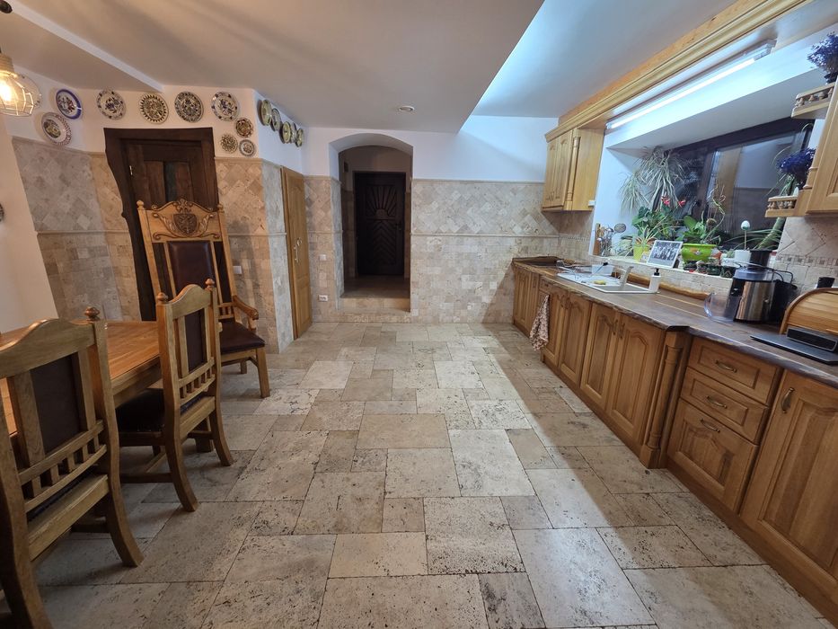 Casa ultracentrala de vanzare