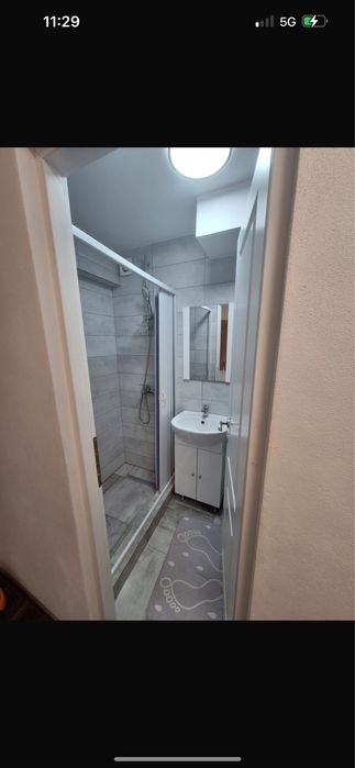 Apartament cu doua camere de inchiriat
