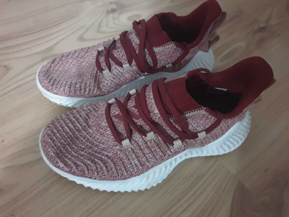 Adidas bounce оригинални маратонки+подарък тениска на Puma