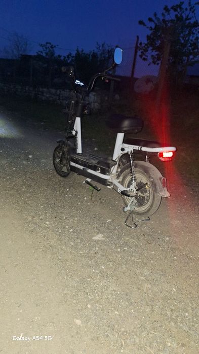 De vanzare  scuter electric 500w