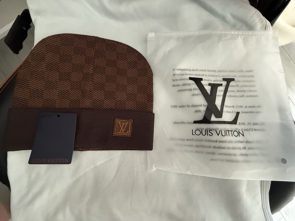 Шапка louis Vuitton