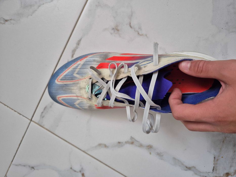 Ghete de fotbal profesionale adidas f50