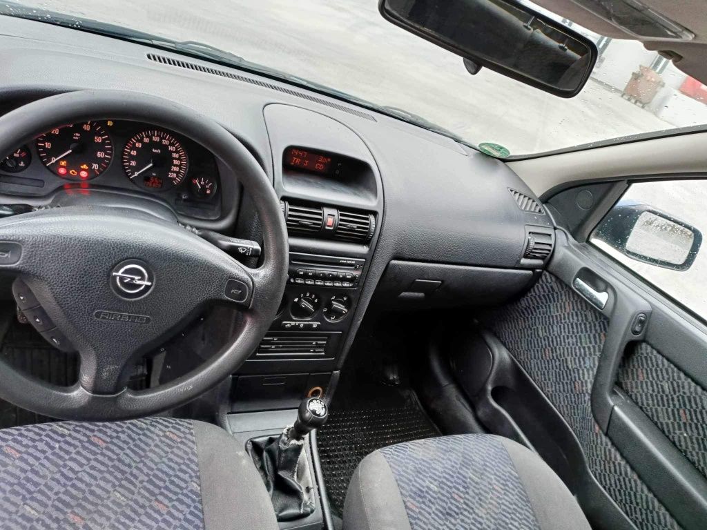 Opel Astra g 1.6i