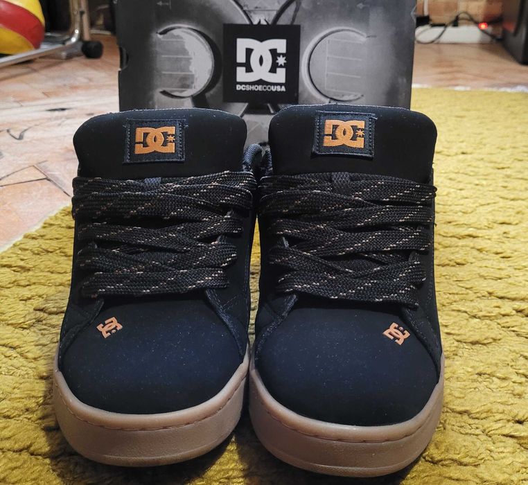 Чисто нови Кецове DC Court Graffik