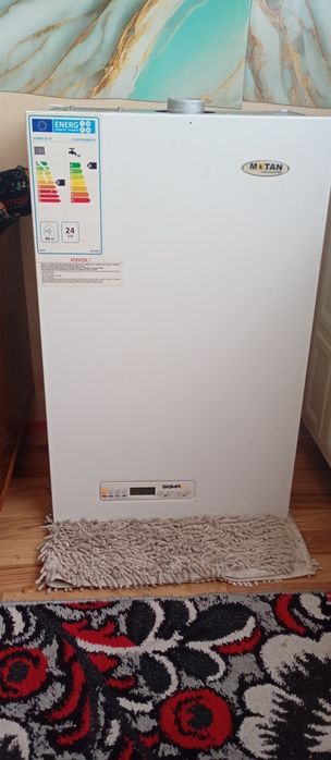 Vând centrala Motan