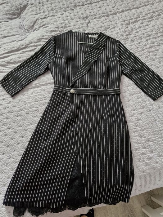 Платья новые в отличном состоянии не ношенные