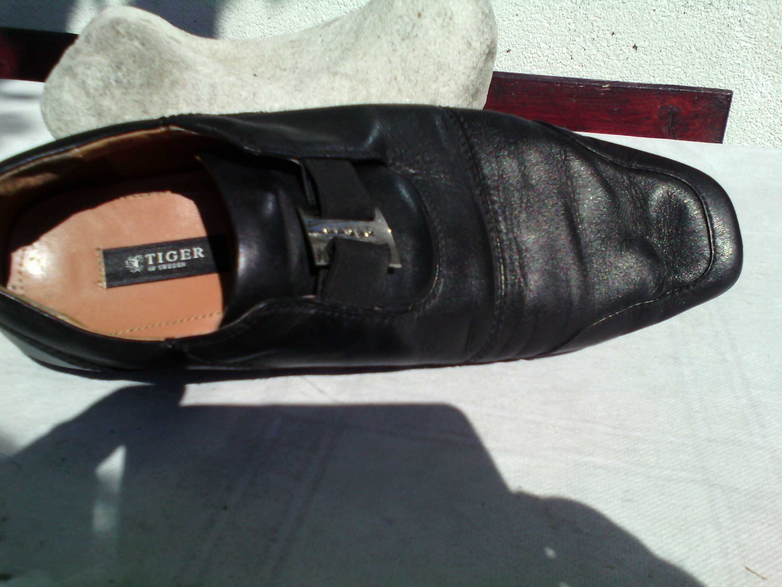 Спортни обувки марка Тайгър №41