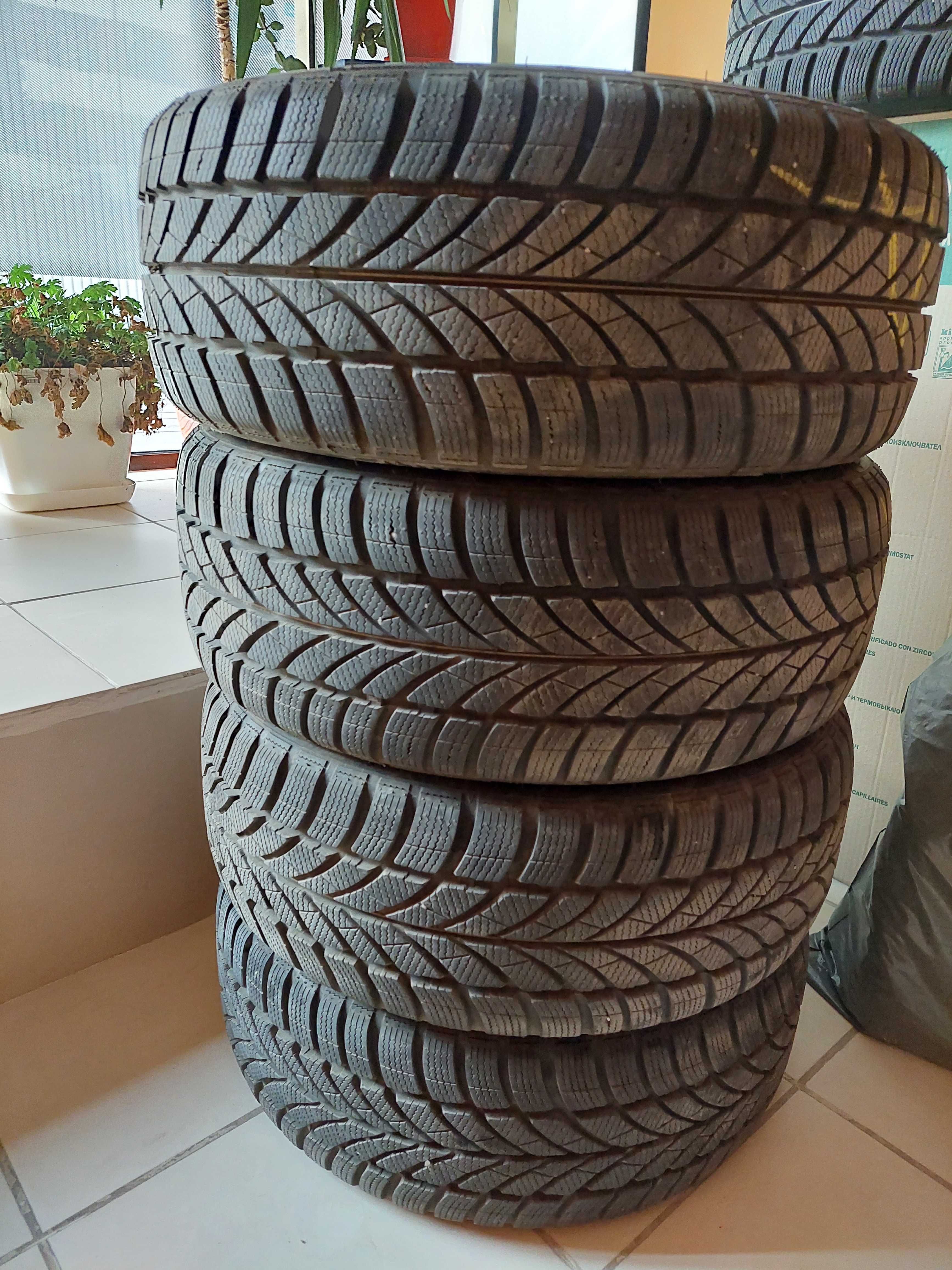 Продавам комплект 5 бр. зимни гуми MAXXIS 195/45/16, 84V