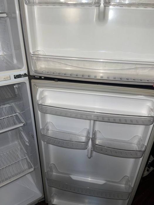 Холодильник фирмы Daewoo