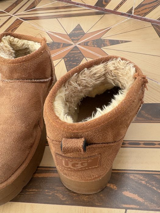 Ugg,cateva purtari