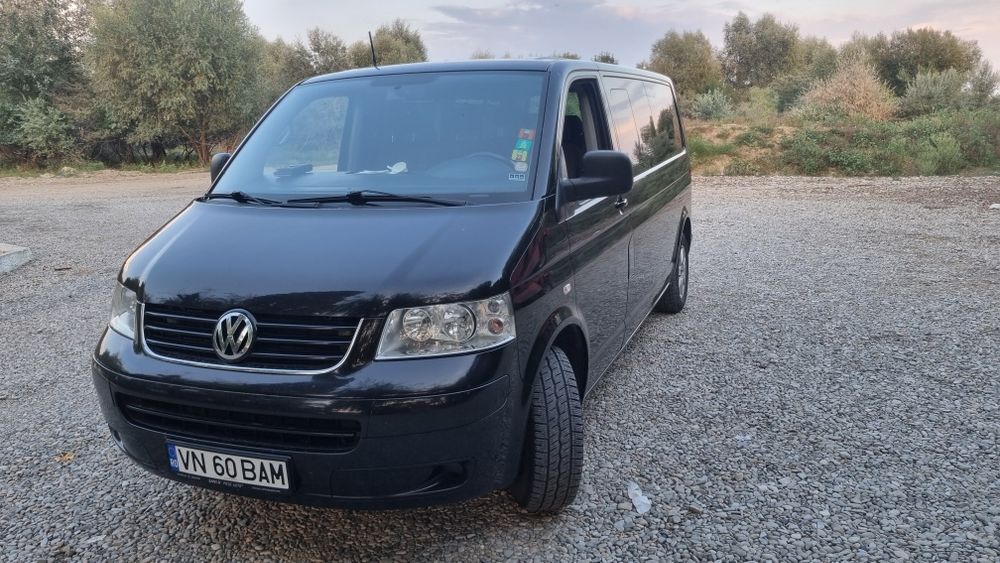 Vand/Schimb VW T5 Caravelle XXL 8+1 din 2009 motor 2.5D