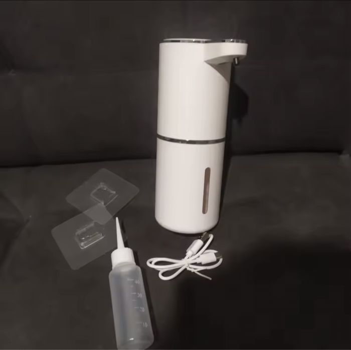 Dispenser automat sapun lichid