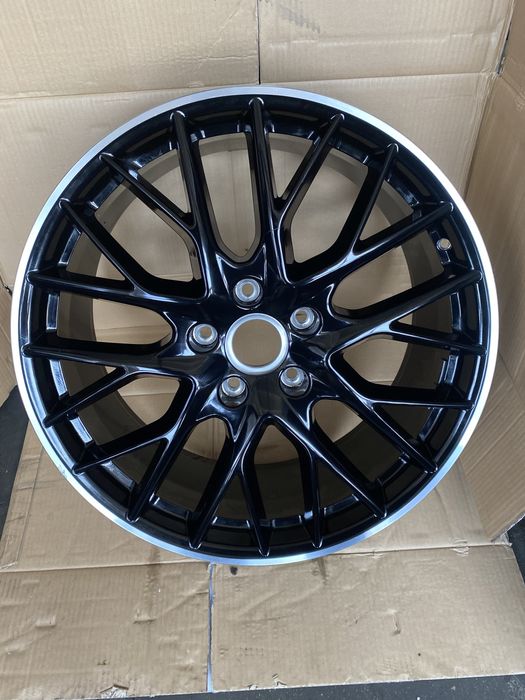 Janta Originala Porsche Panamera 971 R 21  puntea fata