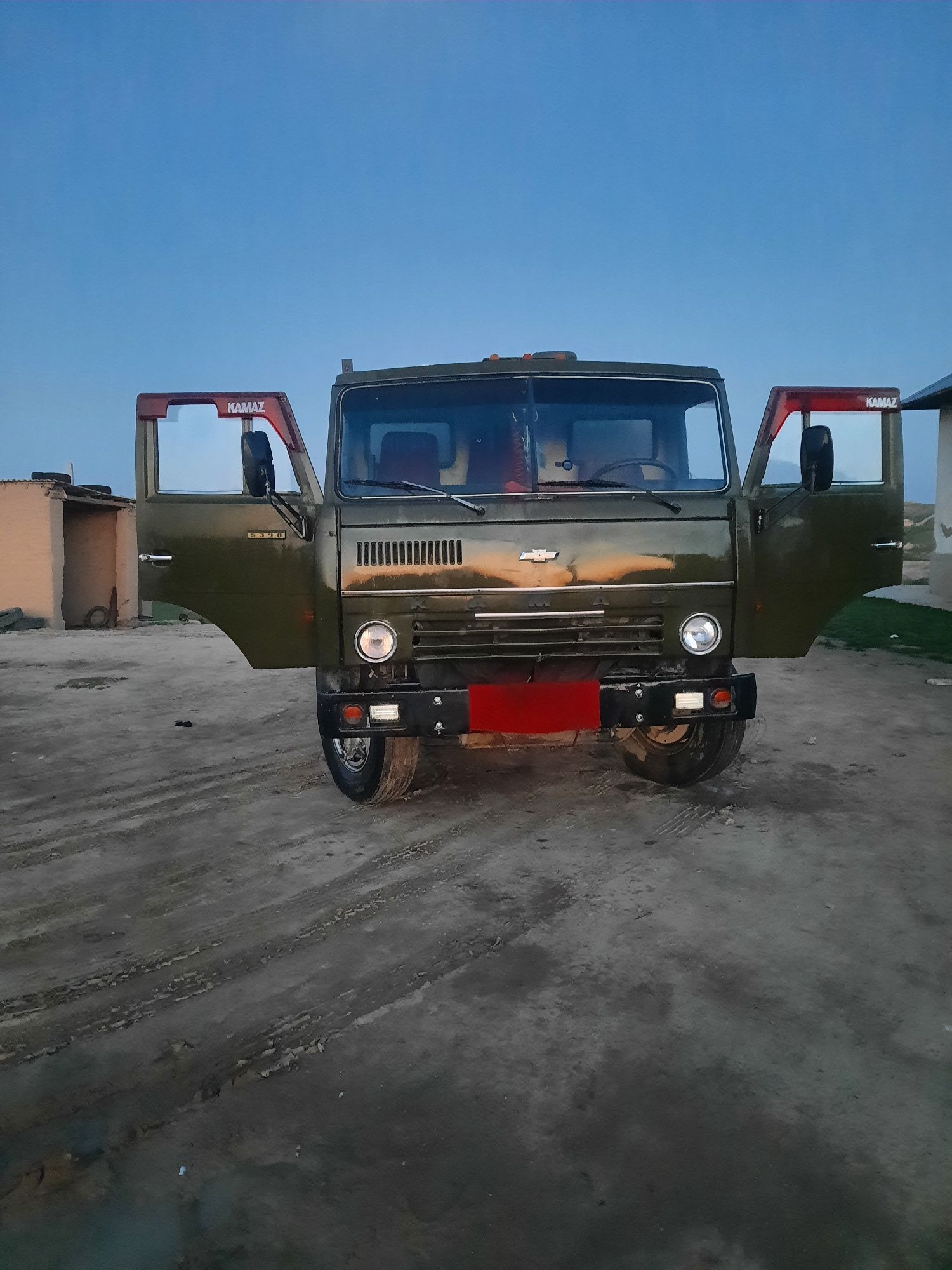 Kamaz selxoz  sotiladi