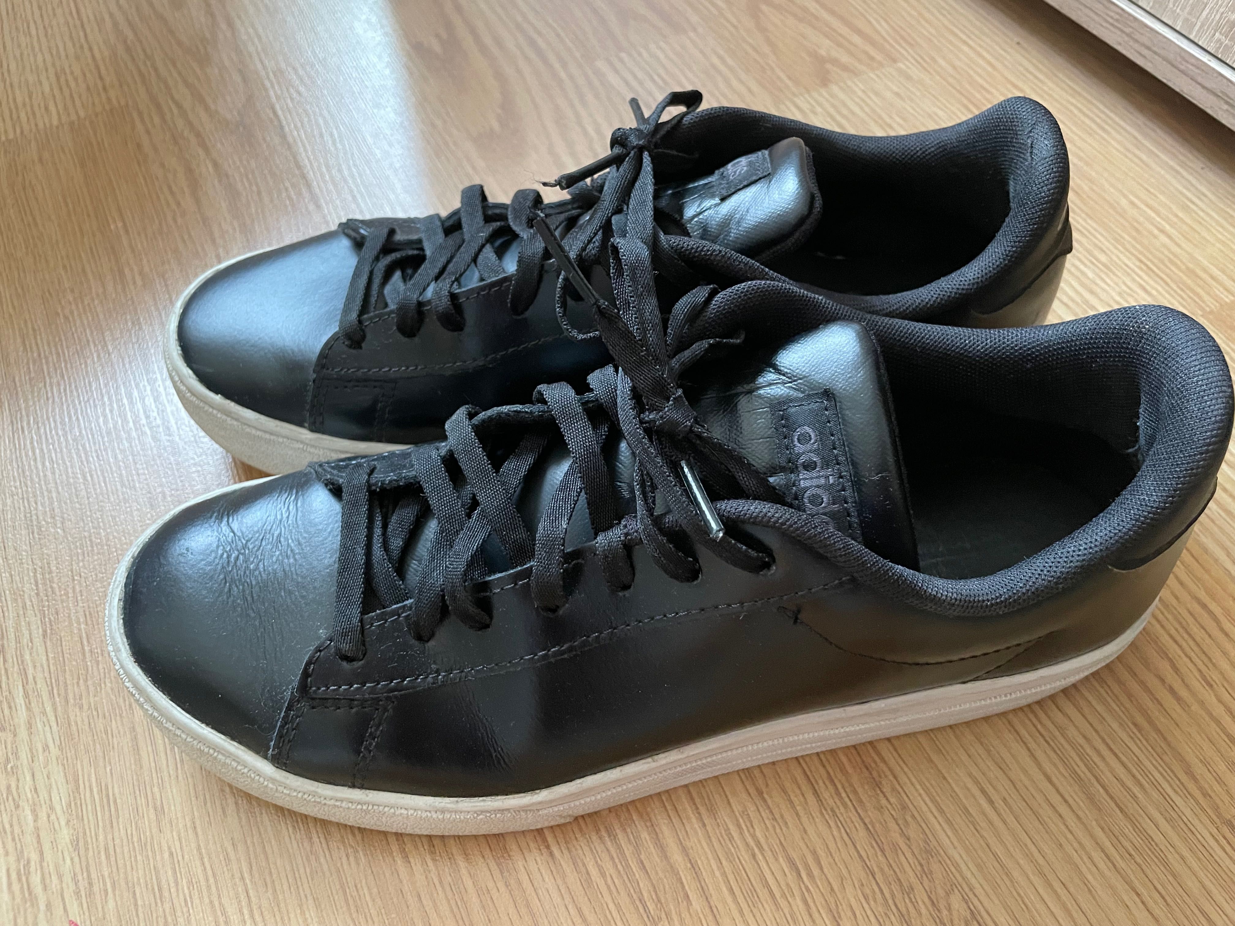 Дамски маратонки Addidas - 39 номер