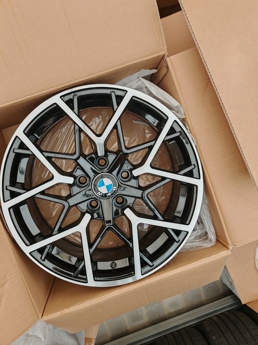 Vand jante de aliaj pentru bmw pe 18 ín 2 latimi marca rc wheels