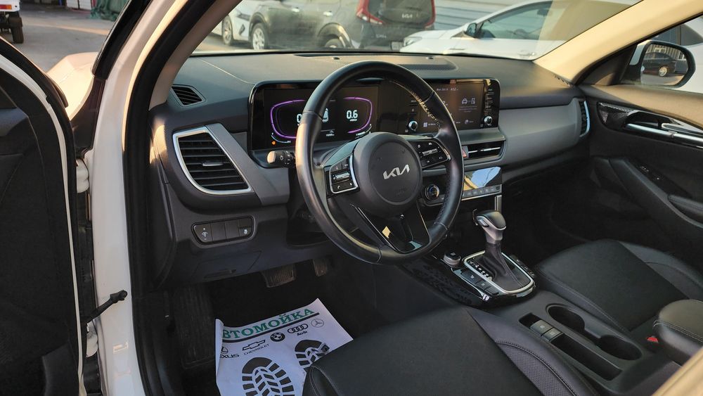 Kia Seltos 2023 yil top toza.