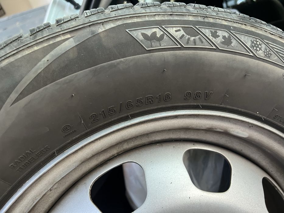 Jante de tabla c anvelope aproape noi M+S Dacia Duster  2015\65R16 V98