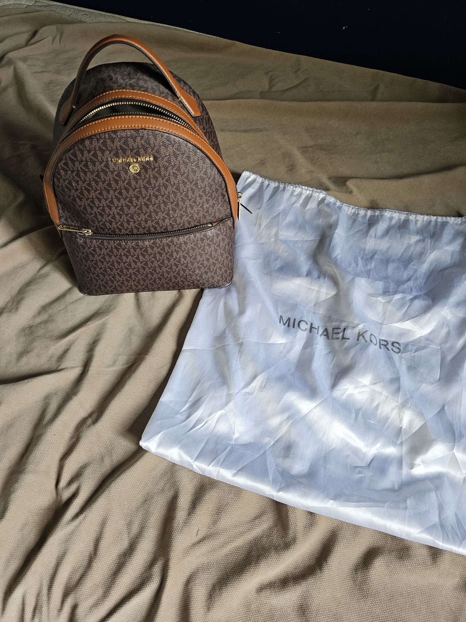 Рюкзак Michael Kors