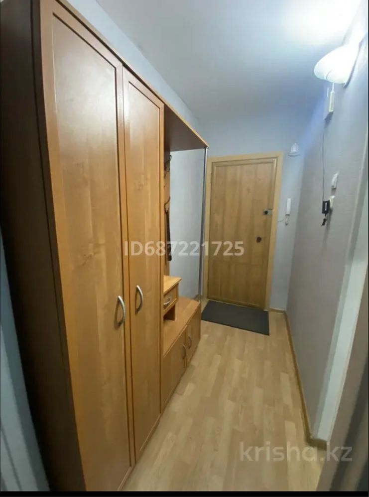 Продам прихожую состояние