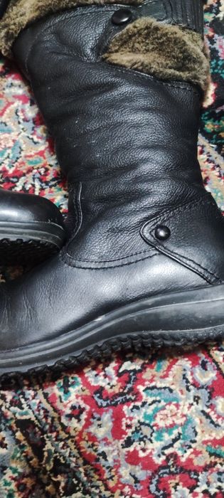 Кожаные сапоги женские