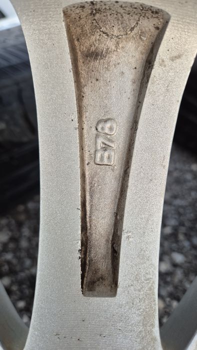 Оригинални джанти Субару 5/100 Subaru Impreza 5x100