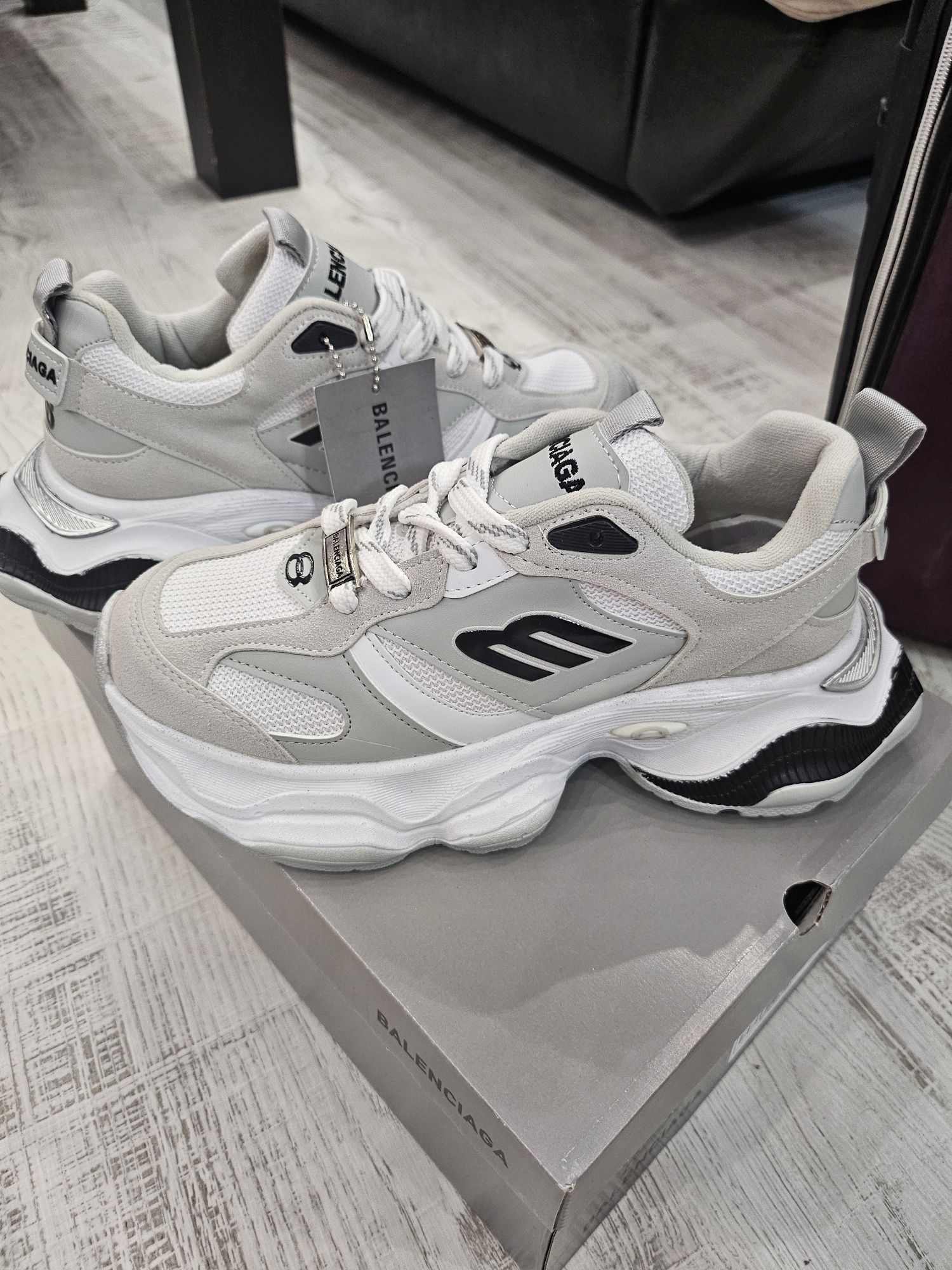 Дамски маратонки Balenciaga 37,5;39 номер