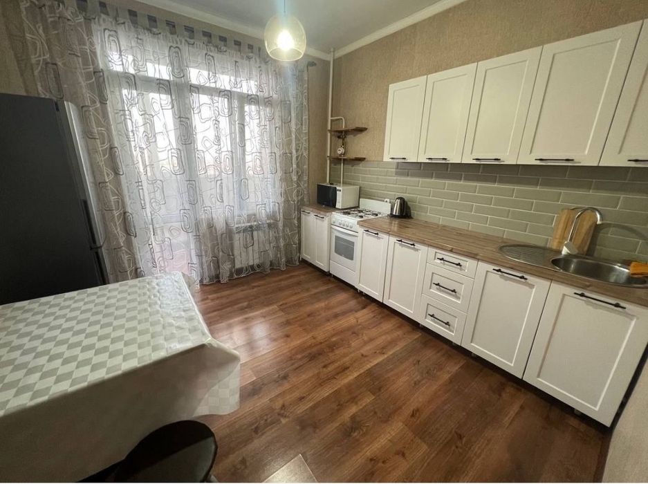 Квартира посуточно ,часавой батыс ,11 микрорайон