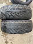 Vând 2 anvelope 235/45/20 Michelin de iarnă ca noi