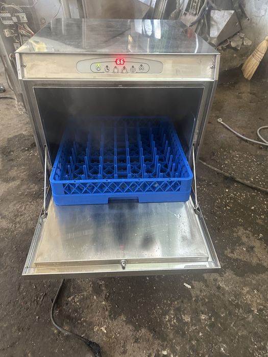 Професионална съдомиялна машина Германия,с 6 месеца гаранция