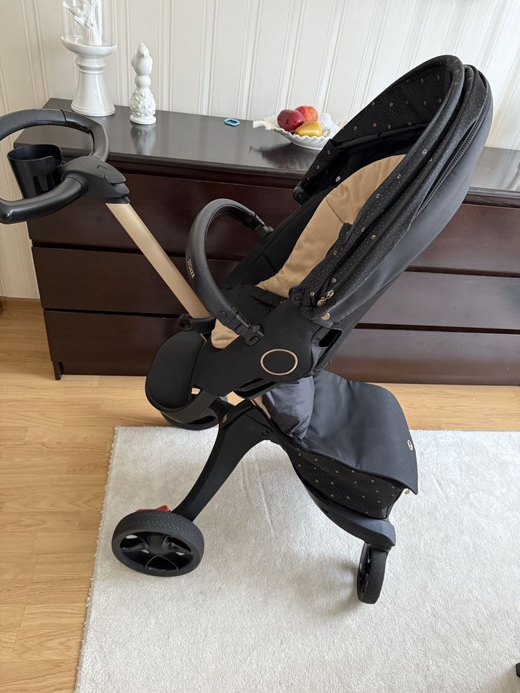 Бебешка количка Stokke® Xplory® X + бебешки кош Signature