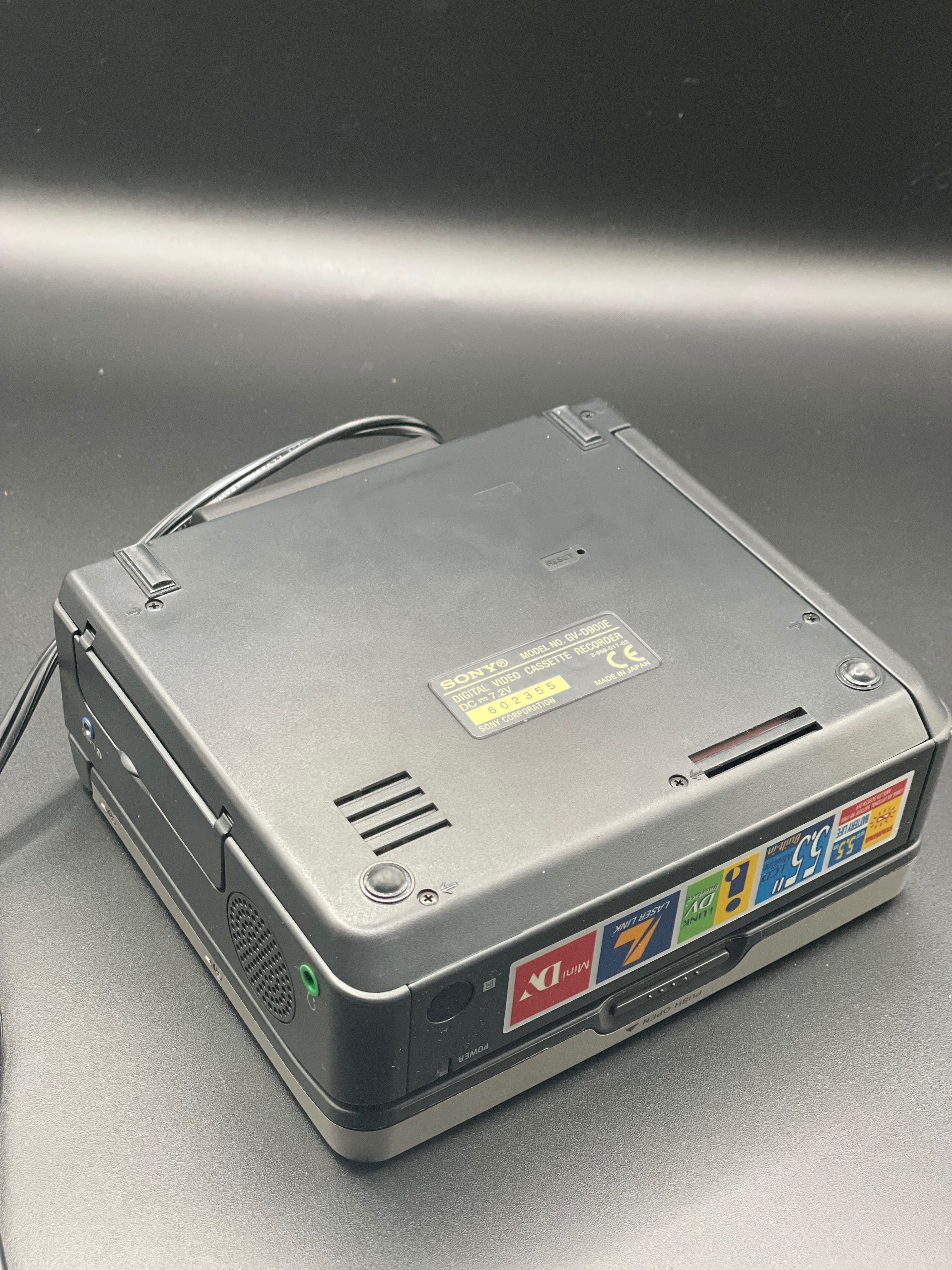 Sony GV-D900E Portable Digital MiniDV Walkman Tape Player Editor